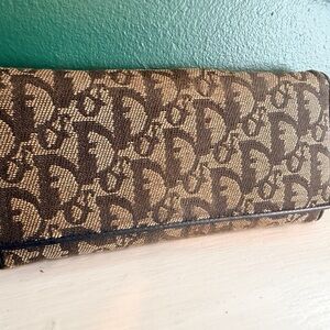 Dior Signature Canvas wallet in Brown and Tan